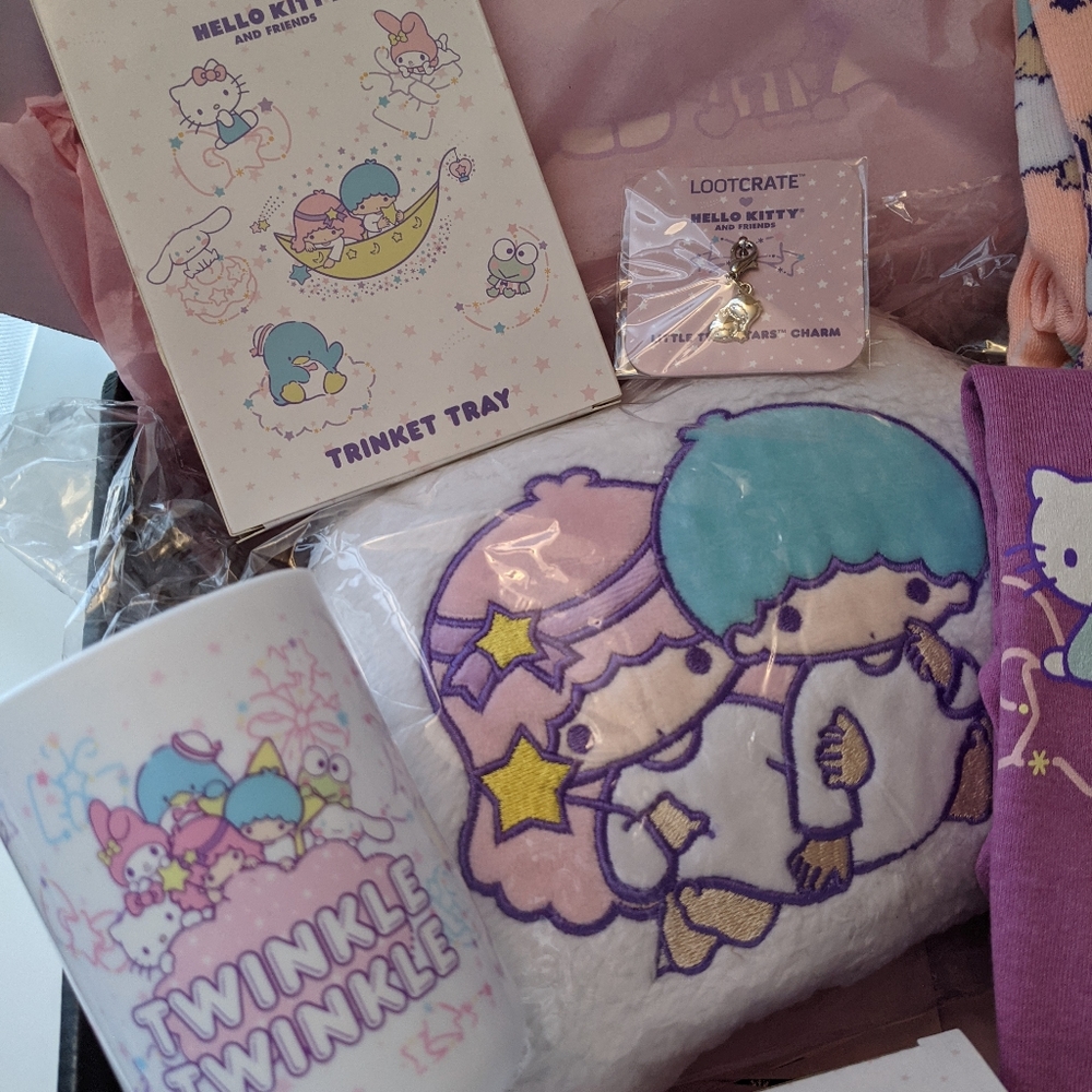 Hello kitty and Friends LoopCrate Box - Picture 11 of 11